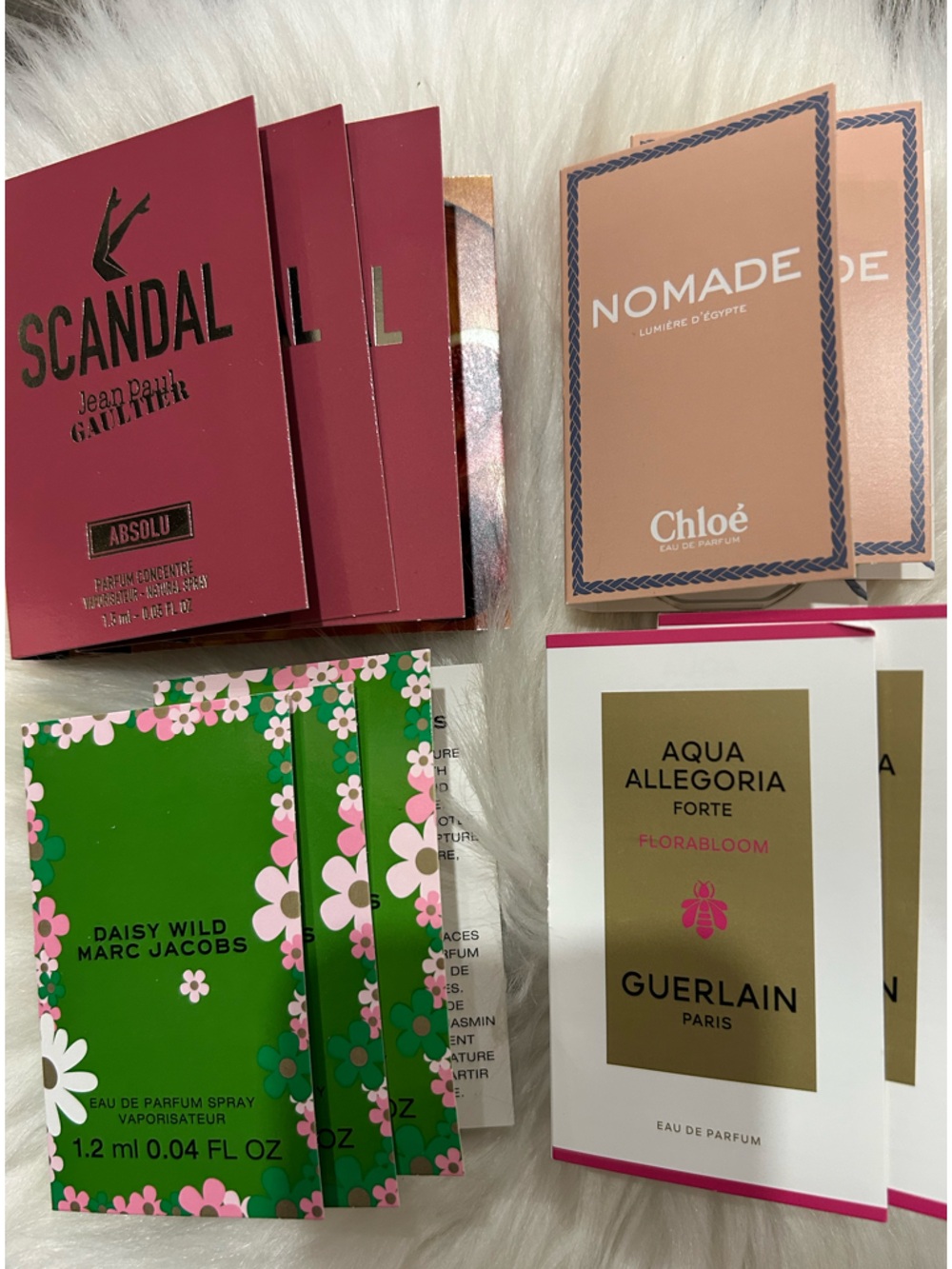 10 pieces Assorted women’s Sample collection